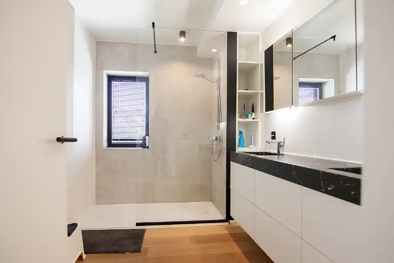 High-end, totaal gerenoveerde, ruime en energiezuinige woning met doordachte indeling op een TOP-locatie in Hasselt foto 23