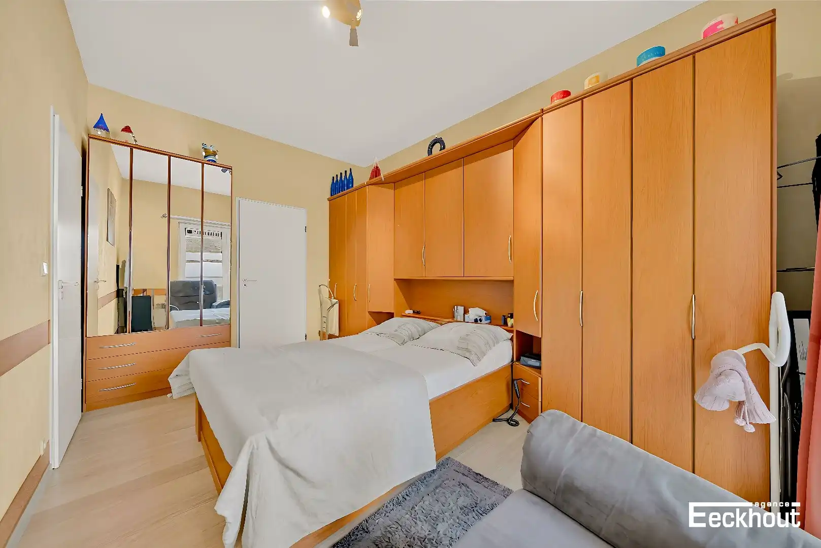 Instapklaar 1 slaapkamer appartement vlakbij jachthaven en station in centrum Oostende foto 10