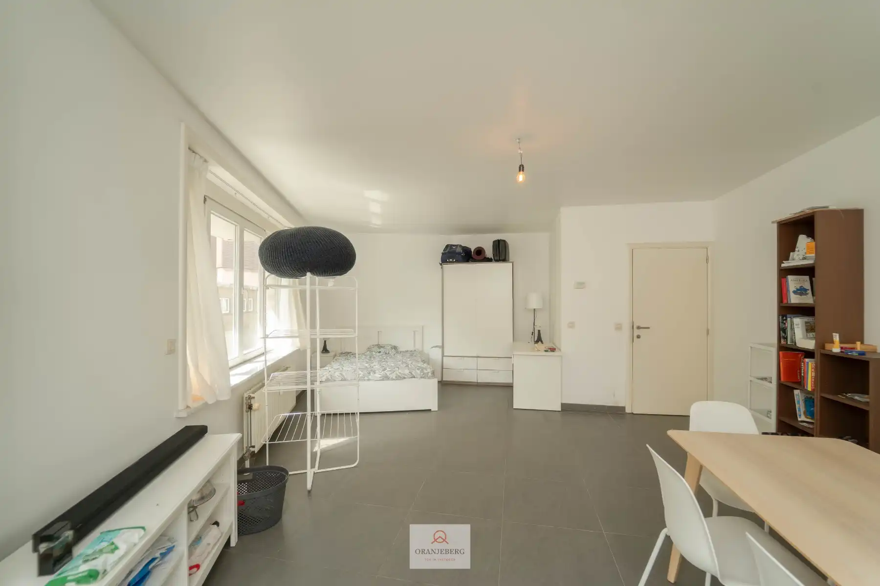 Studio + autostaanplaats te huur vlakbij Gent-Sint-Pietersstation foto 11