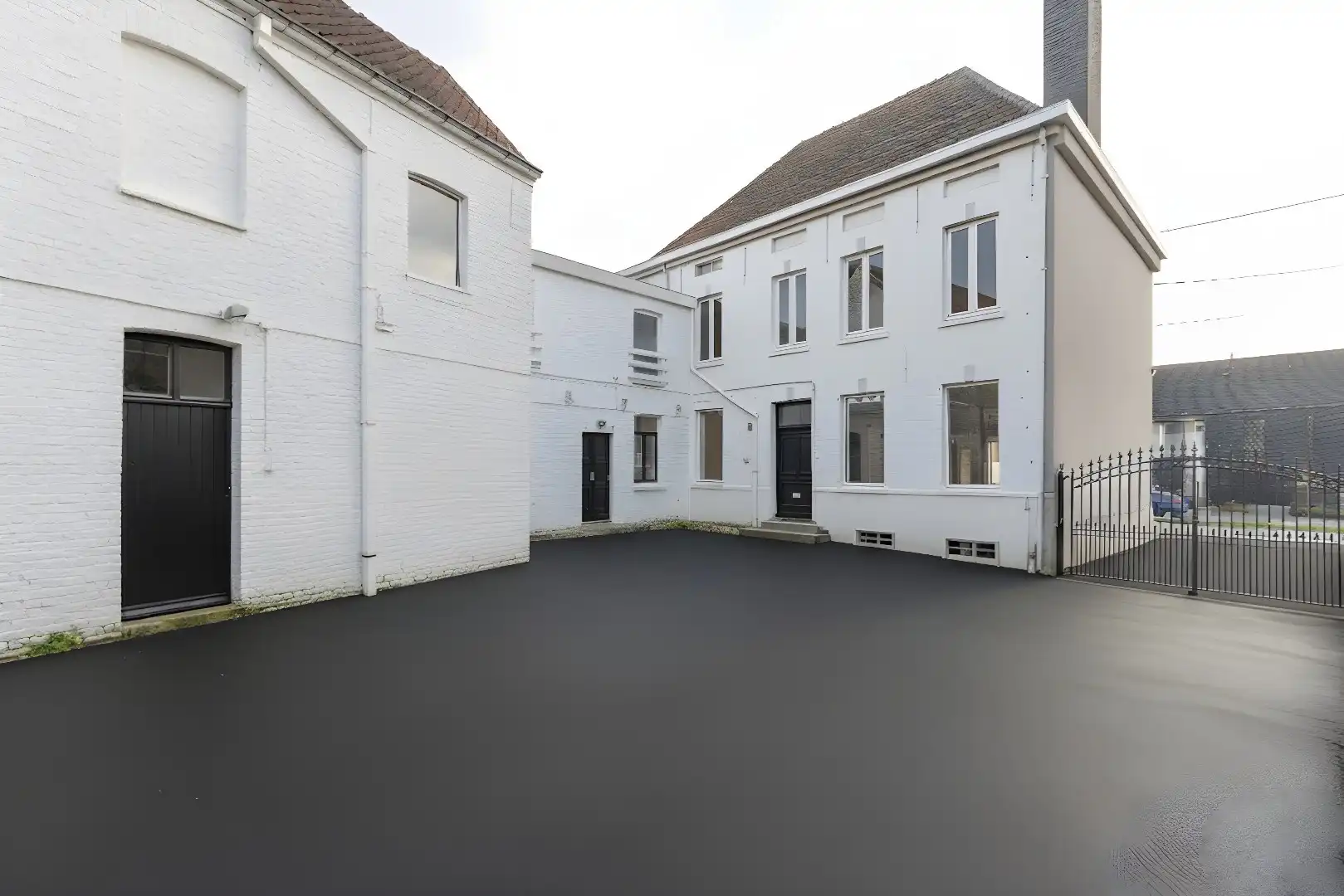 STATIGE HERENWONING MET LOODS 350 m² foto 23