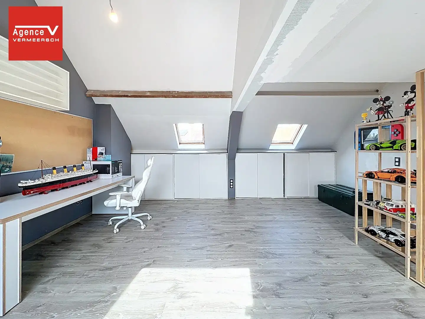 Zonnig georiënteerde instapklare gezinswoning in rustige buurt.  foto 17