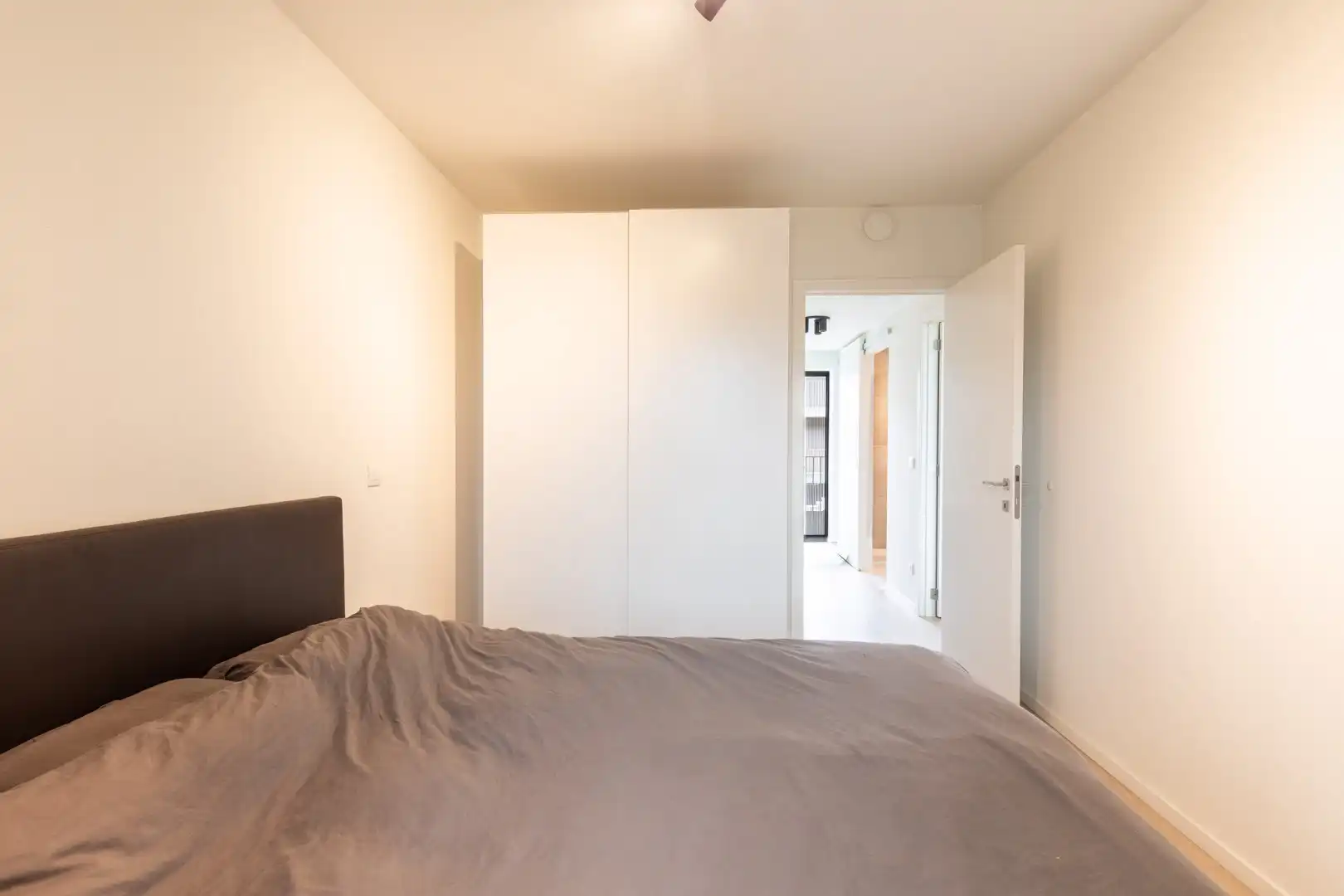 Zeer recent woon- of investeringsappartement foto 14