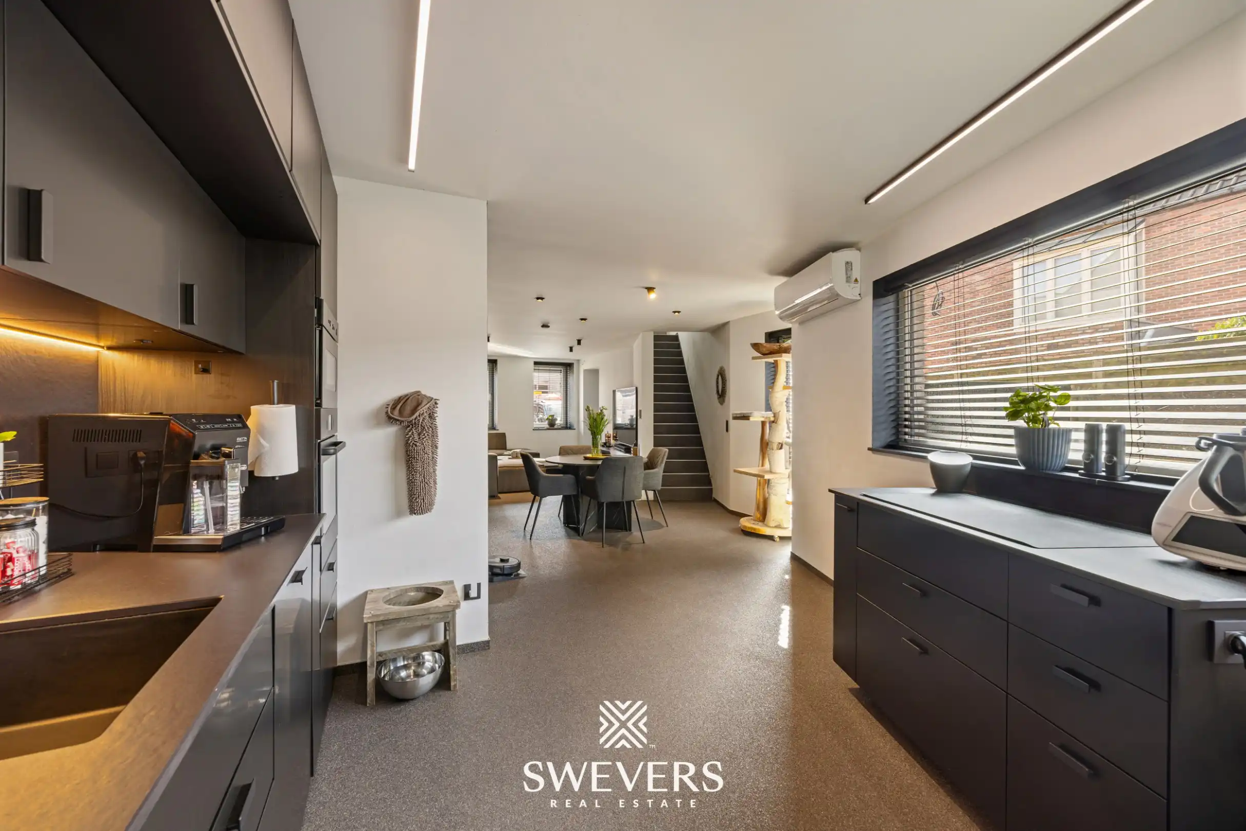 Instapklare en volledig gerenoveerde woning met tuin op rustige ligging in Leopoldsburg foto 7