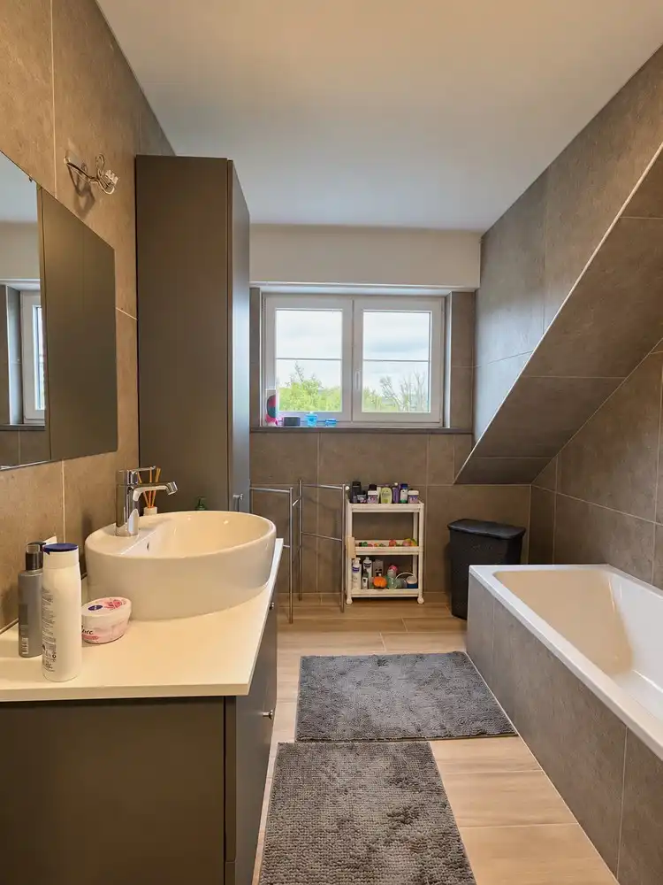 Instapklare en energiezuinige woning met gezellig tuintje in hartje Bertem foto 9