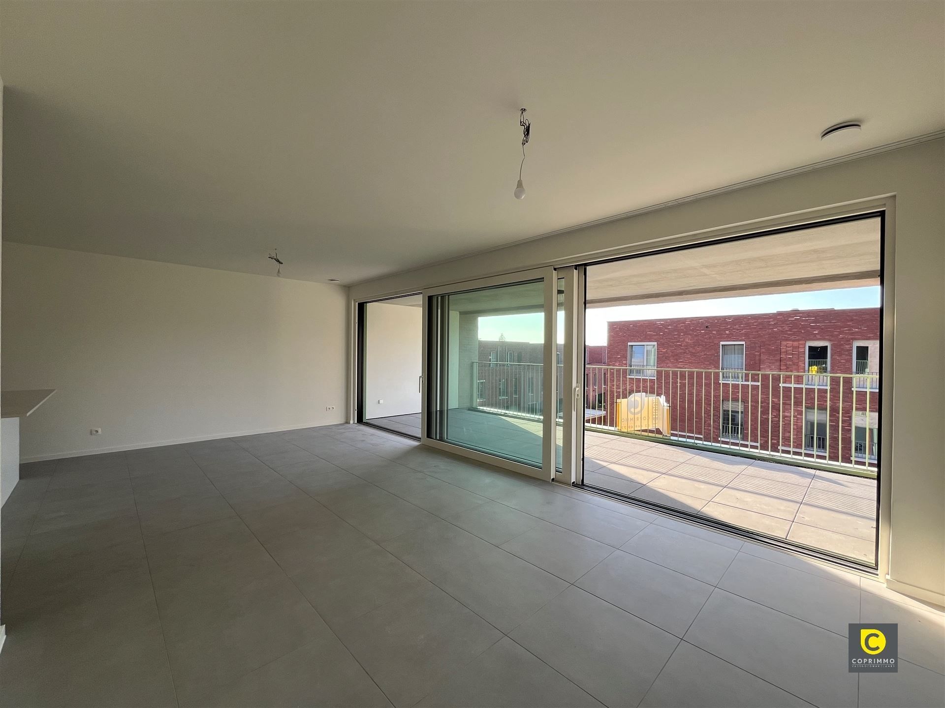 Nieuwbouw hoekapp met 3 slpks, terras en staanplaats! foto 2