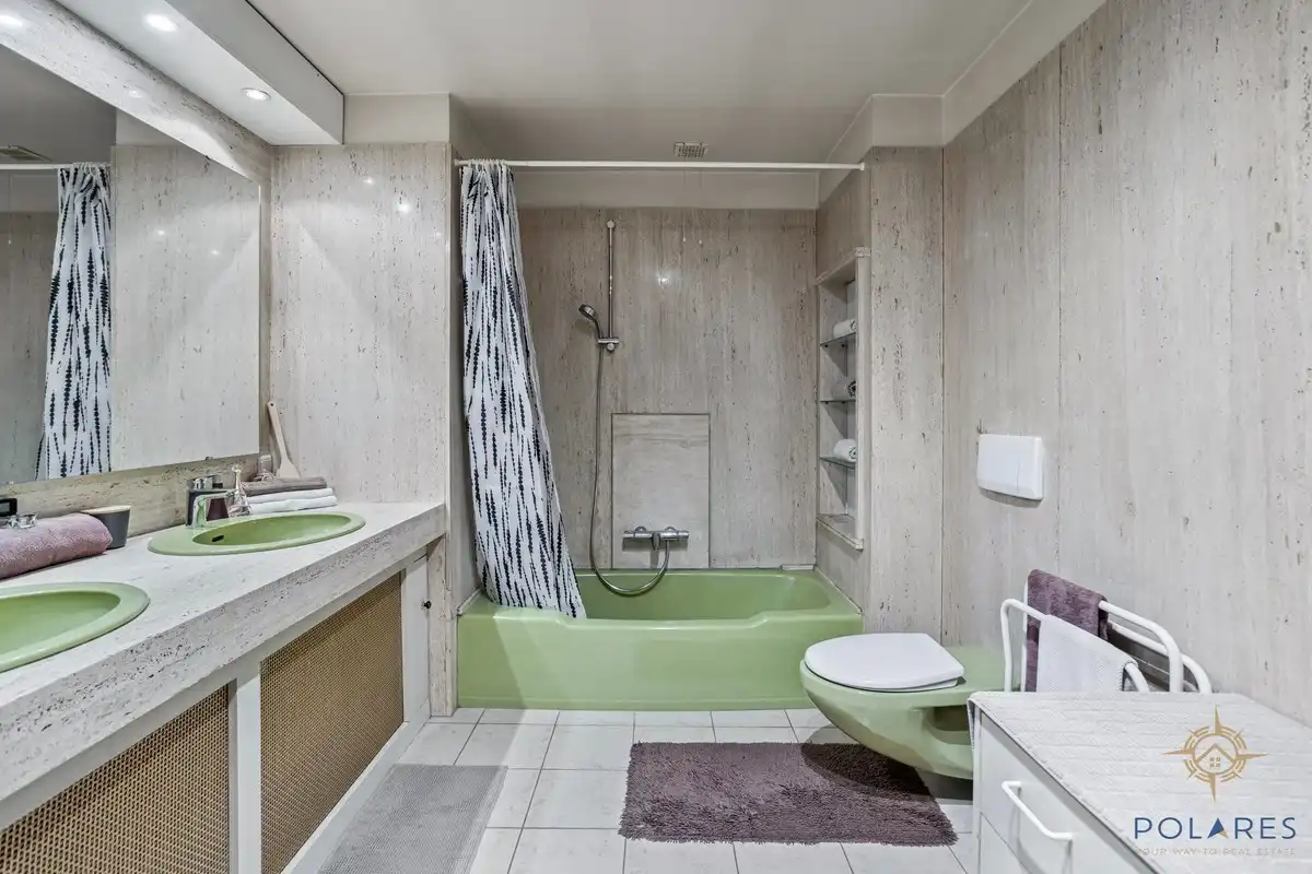 handelspand met ruime woning foto 30