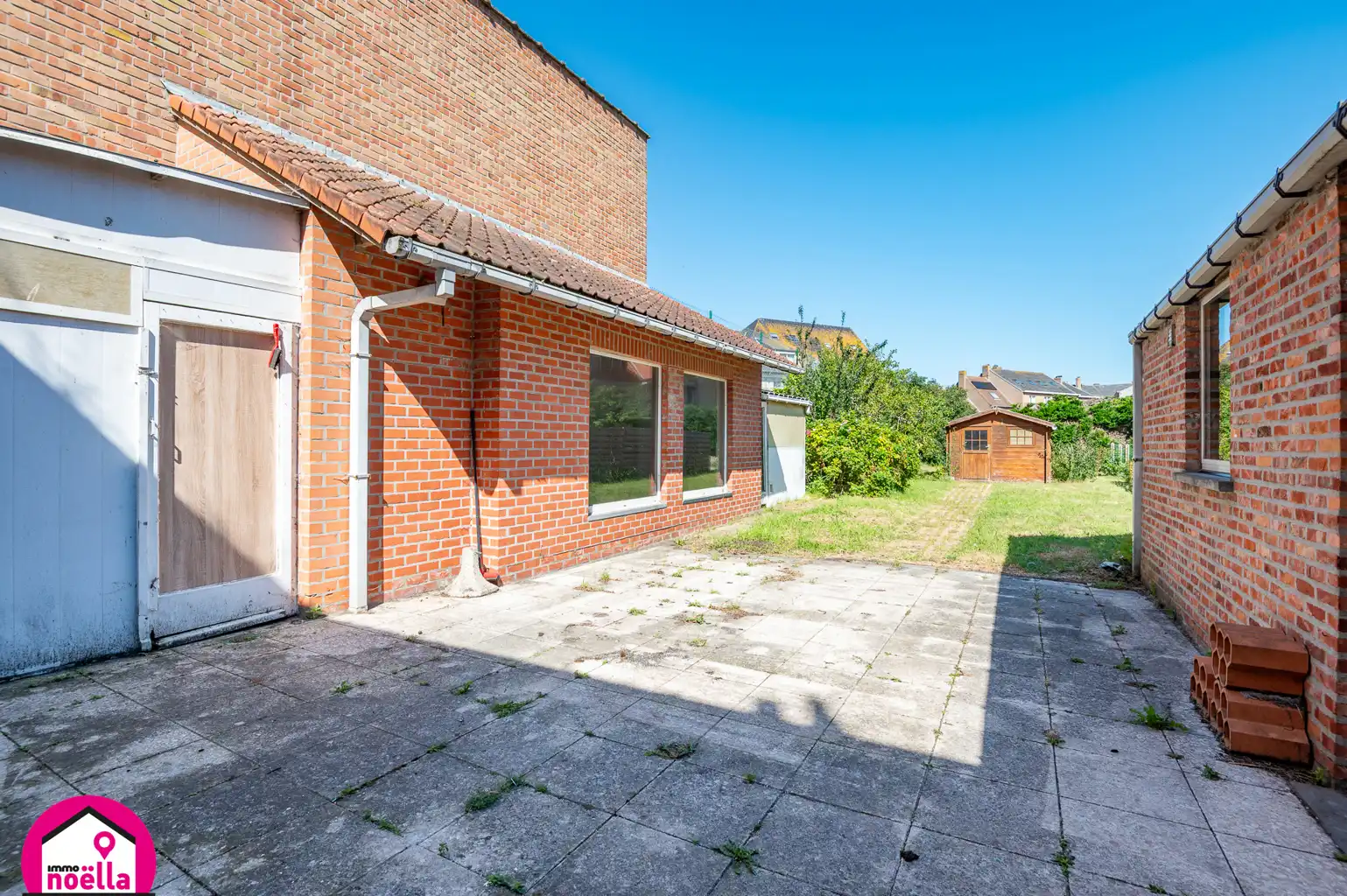Te koop: te renoveren rijwoning op toplocatie foto 27