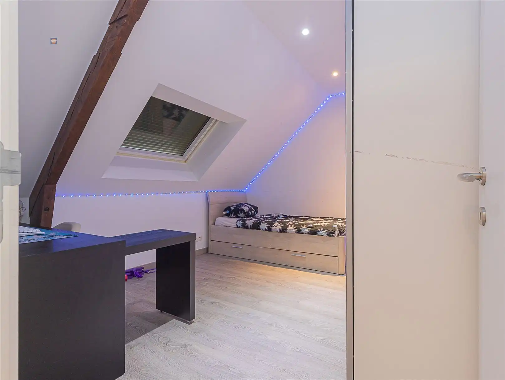 Gerenoveerde woning met 4 slaapkamers in Willebroek foto 20