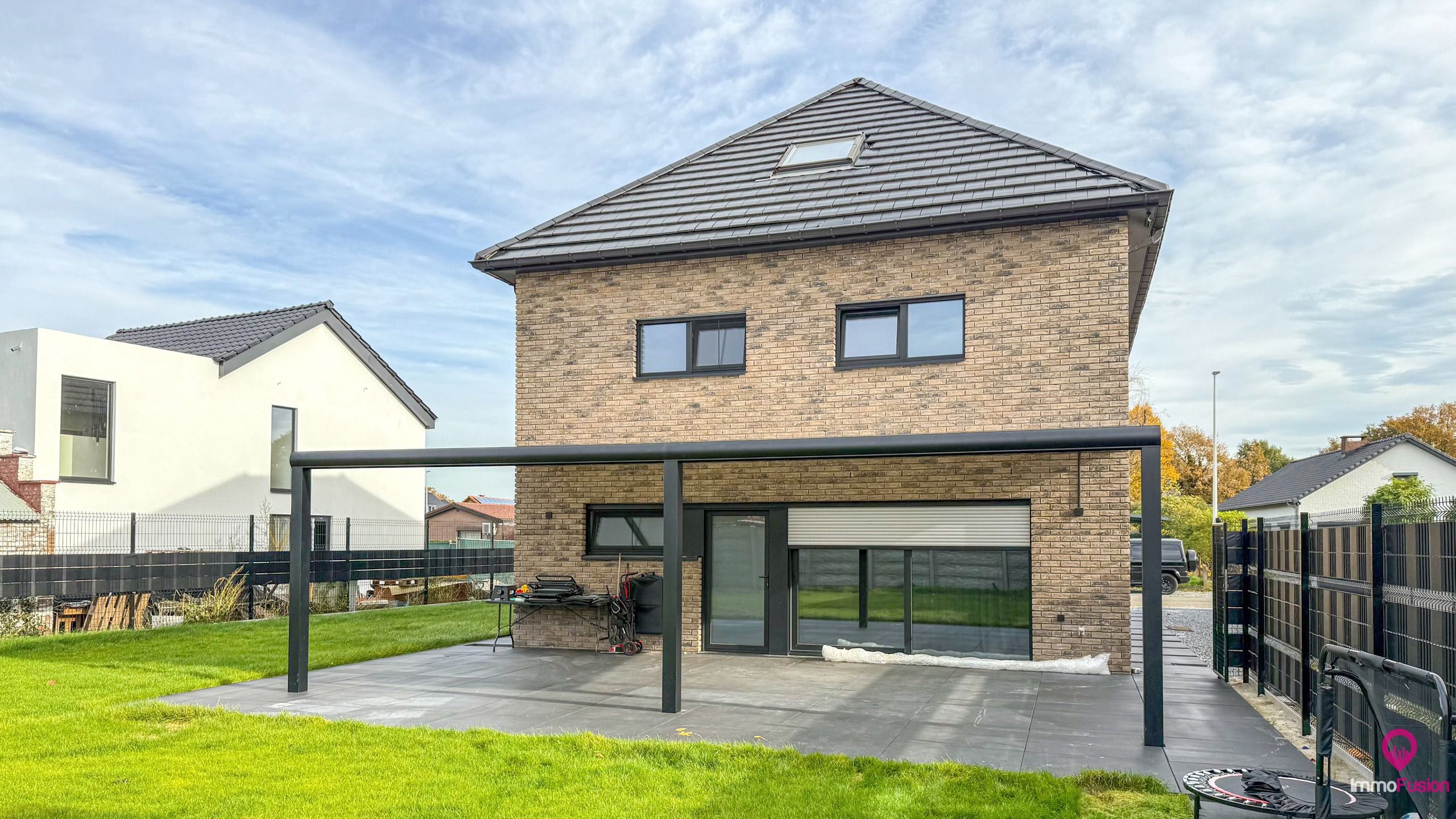 Instapklare, volledig gerenoveerde woning met 4 slaapkamers! foto 47