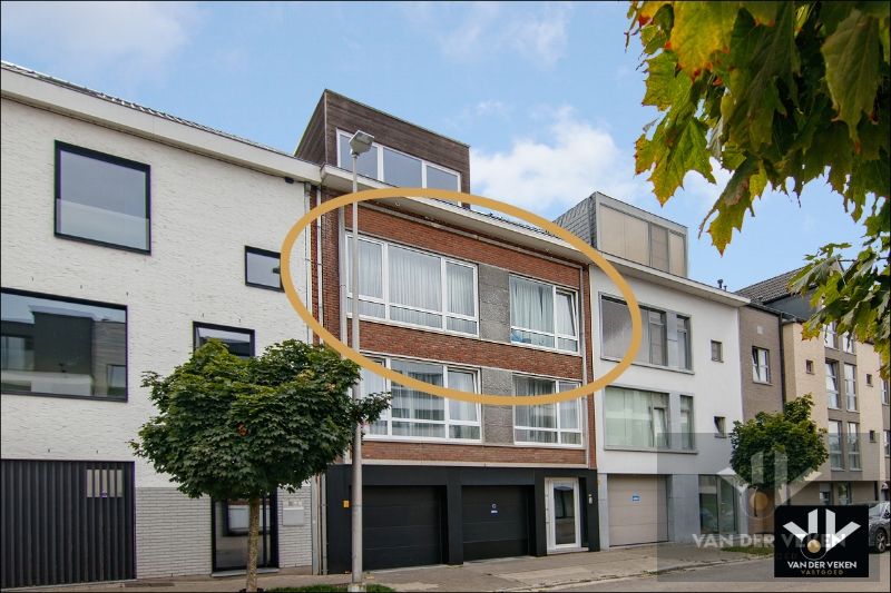 INSTAPKLAAR 2-SLPKAPP OP WANDELAFSTAND VAN HET CENTRUM foto 2