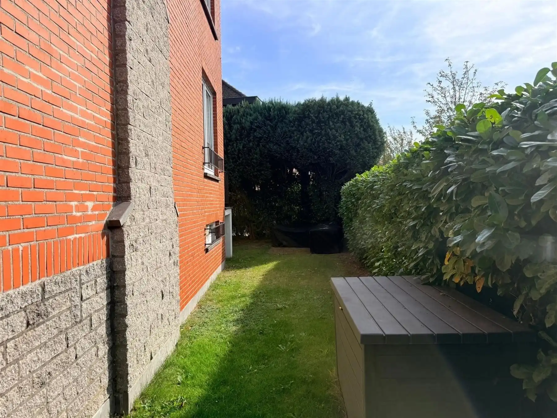 Maison bel-étage dans quartier conviviale foto 15