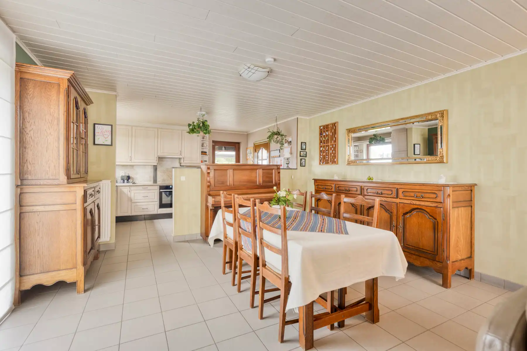 Rustig en goed gelegen driegevelwoning met 3 slaapkamers foto 11