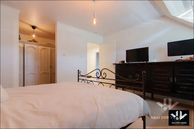 RECENTE WONING 4 SLPK OP RUIM PERCEEL 6a65ca foto 16