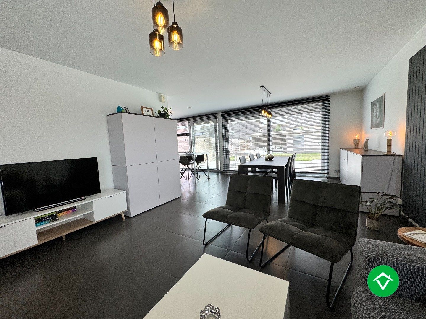 Te huur: recente woning in rustige woonwijk te Diksmuide – beschikbaar vanaf 1 september foto 8