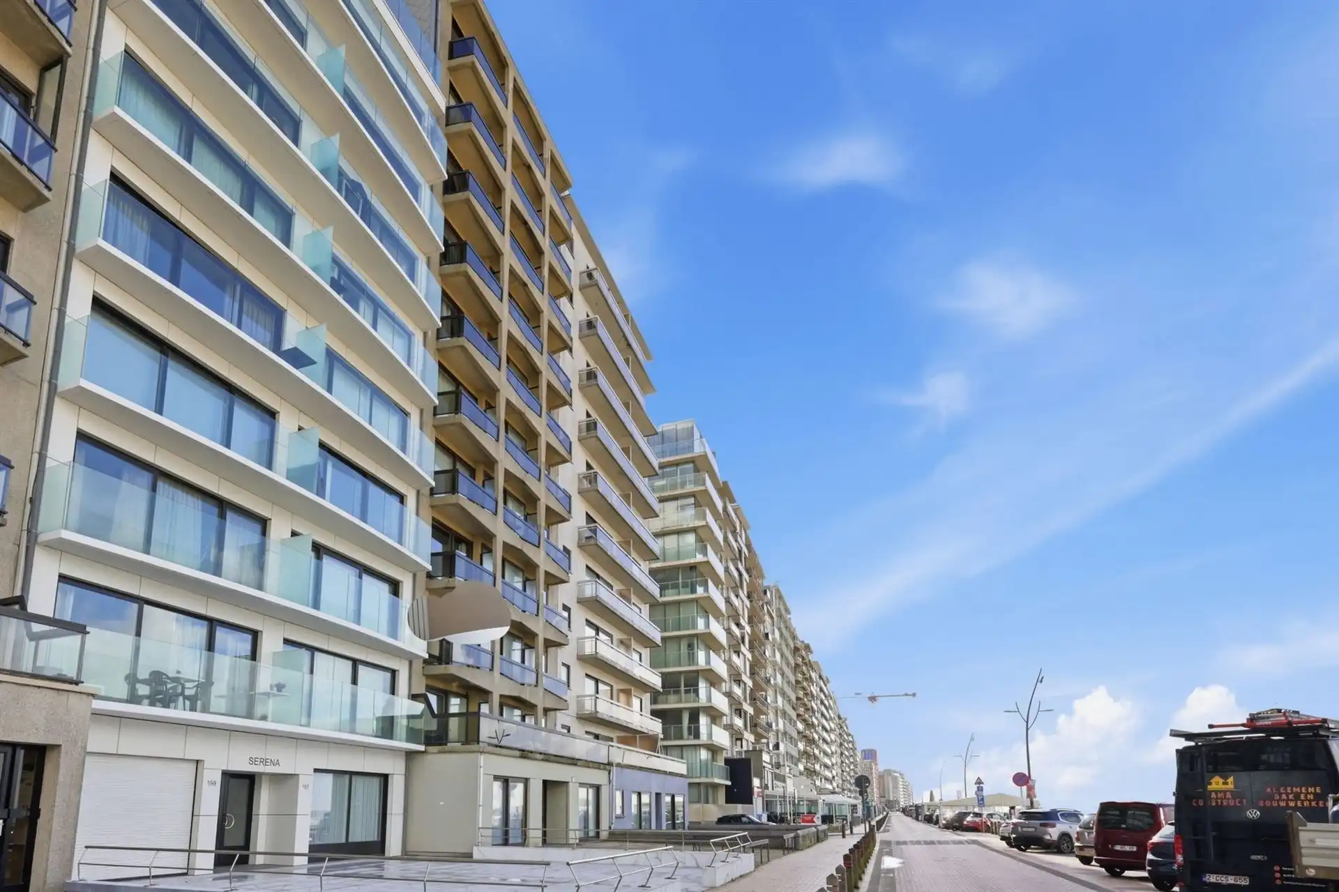 FRONTAAL ZEEZICHT / RIANTE GEVELBREEDTE  foto 23