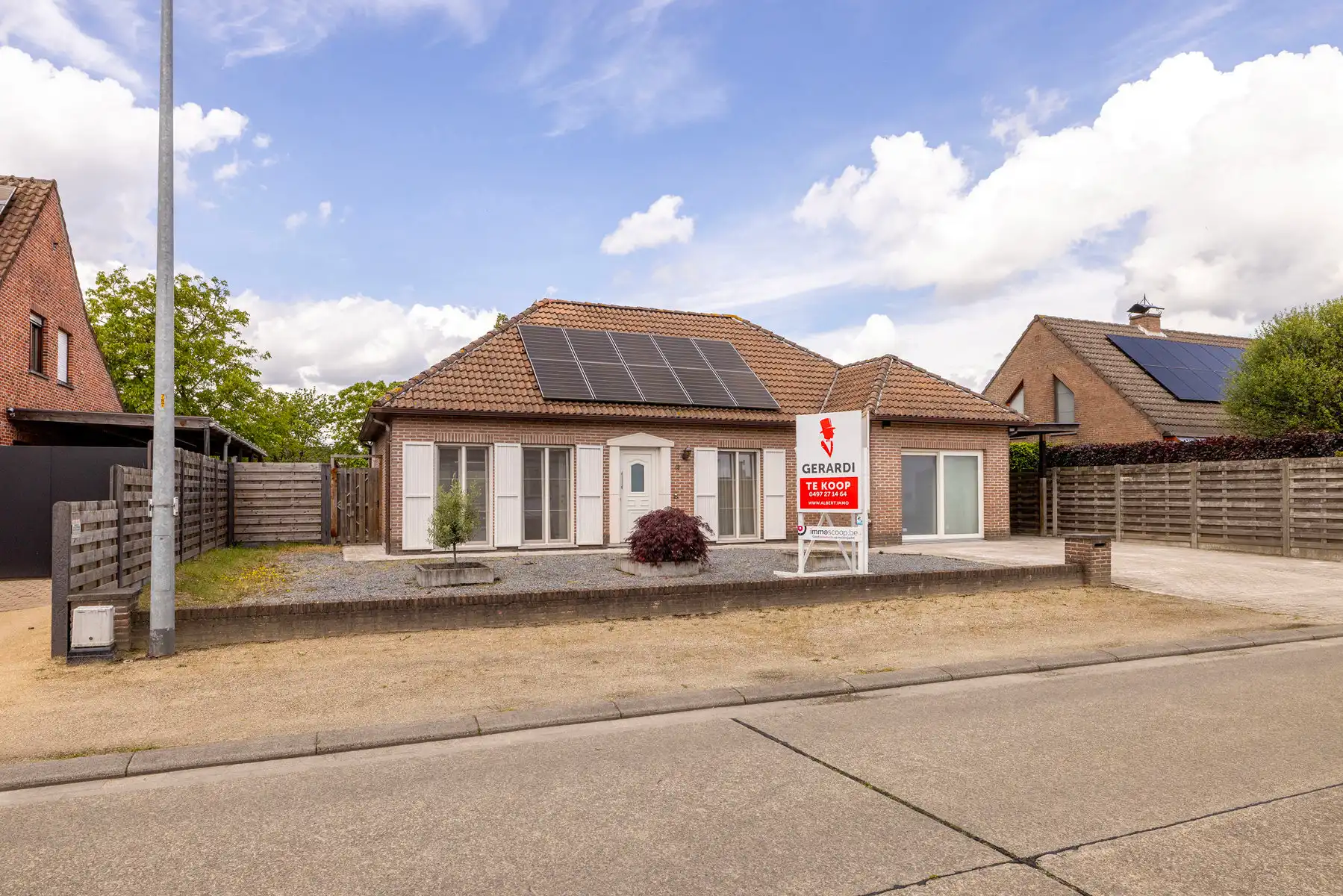 Op te frissen, energiezuinige woning met 3/4 slpks en tuin foto {{pictureIndex}}