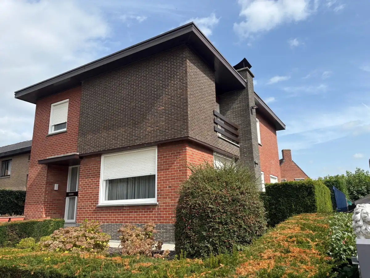 BINNENKORT ONLINE foto {{pictureIndex}}