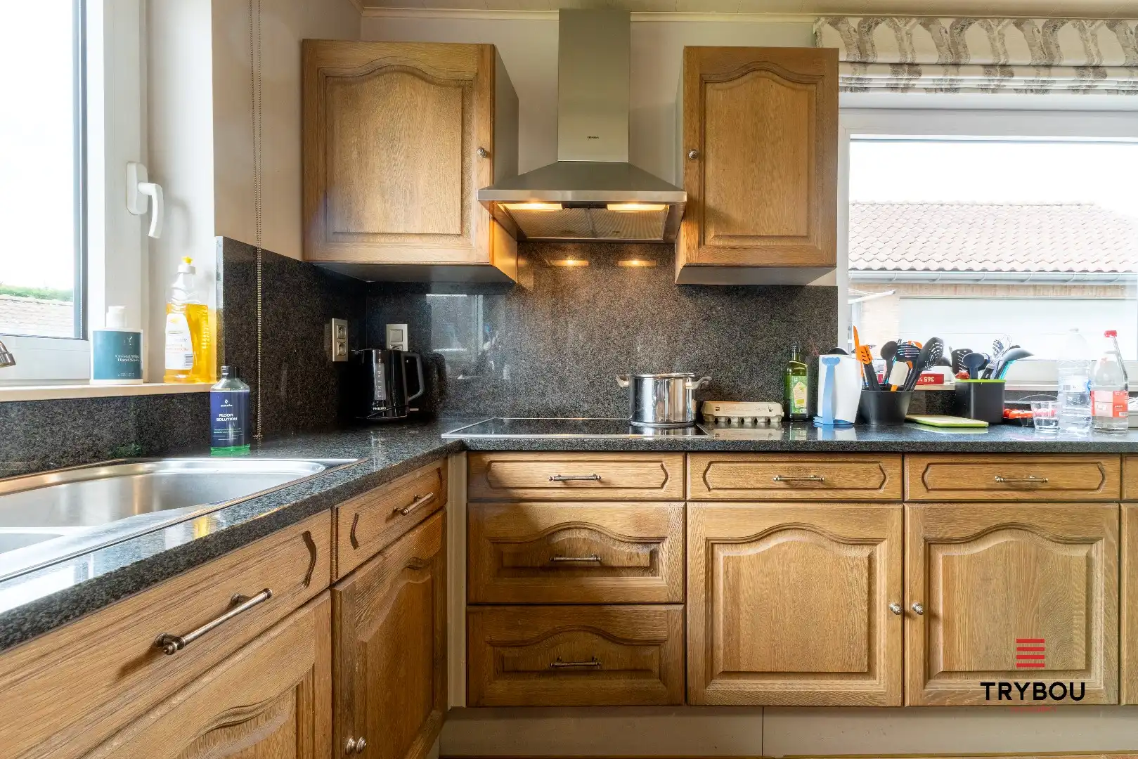 Instapklare gezinswoning met ruime tuin en dubbele garage in Poelkapelle foto 10