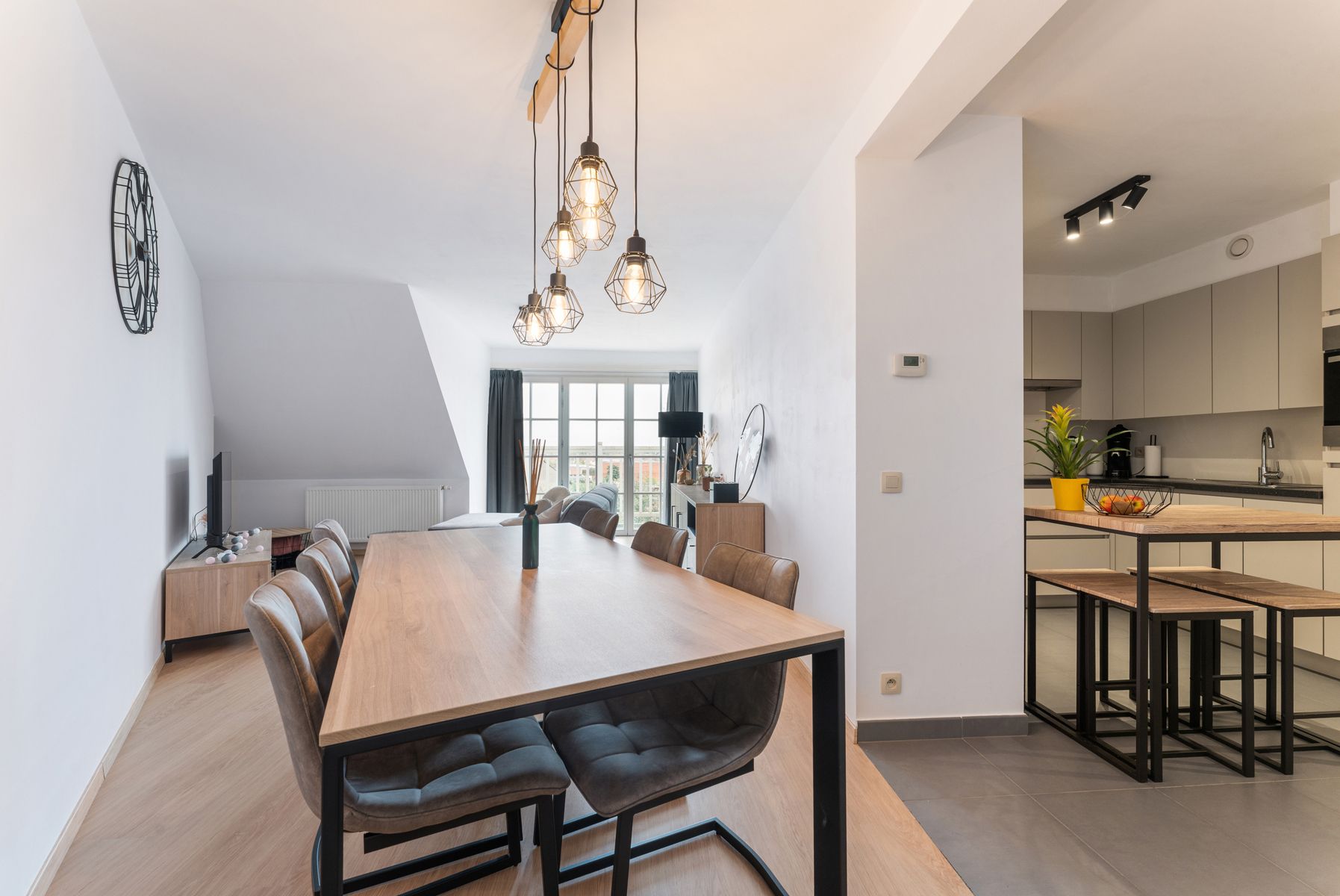 Instapklaar duplexappartement met staanplaats foto 7