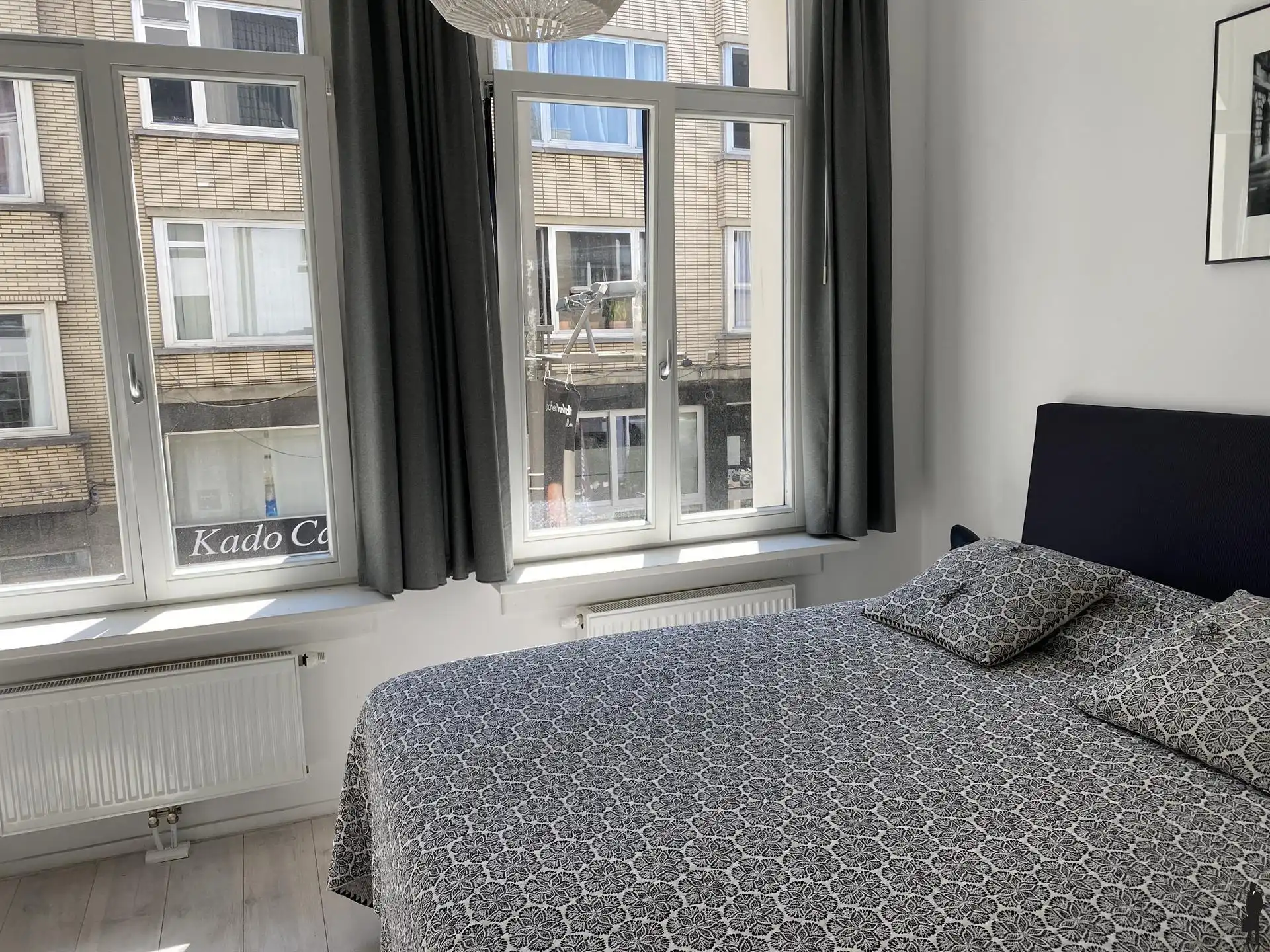 Gemeubeld appartement in een zijstraat van de Meir! foto 7