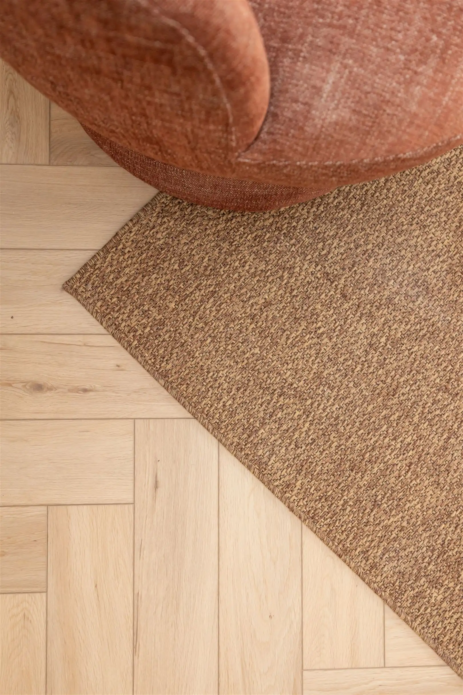 Gerenoveerd en een bemeubeld appartement met 1 slaapkamer.  foto 9