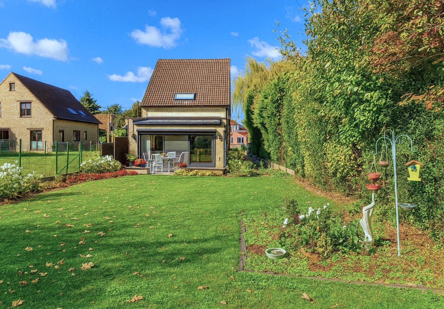 Charmante instapklare woning op 976m² met 3 slaapkamers, leefveranda en mooie grote tuin!  foto 28