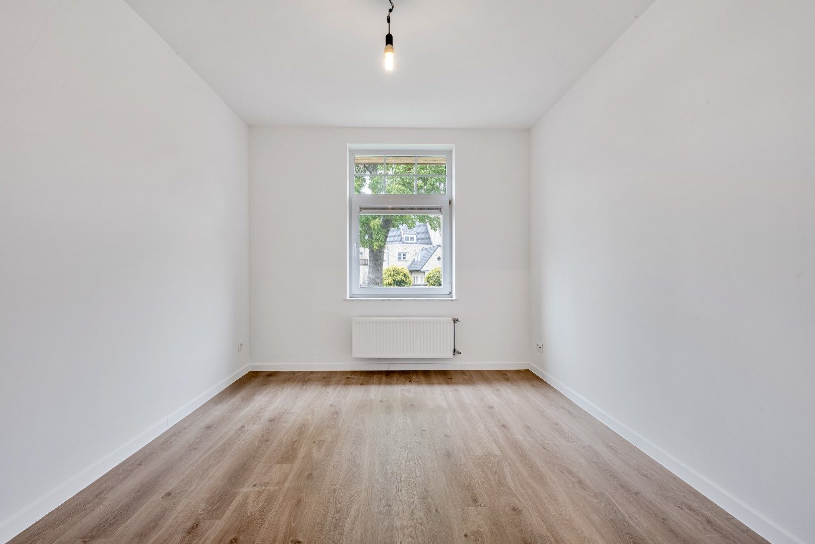 Ruime woning met tuin in centrum Machelen  foto 14