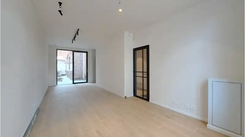 Gerenoveerde Herenwoning met Terras te huur in Brugge foto 2