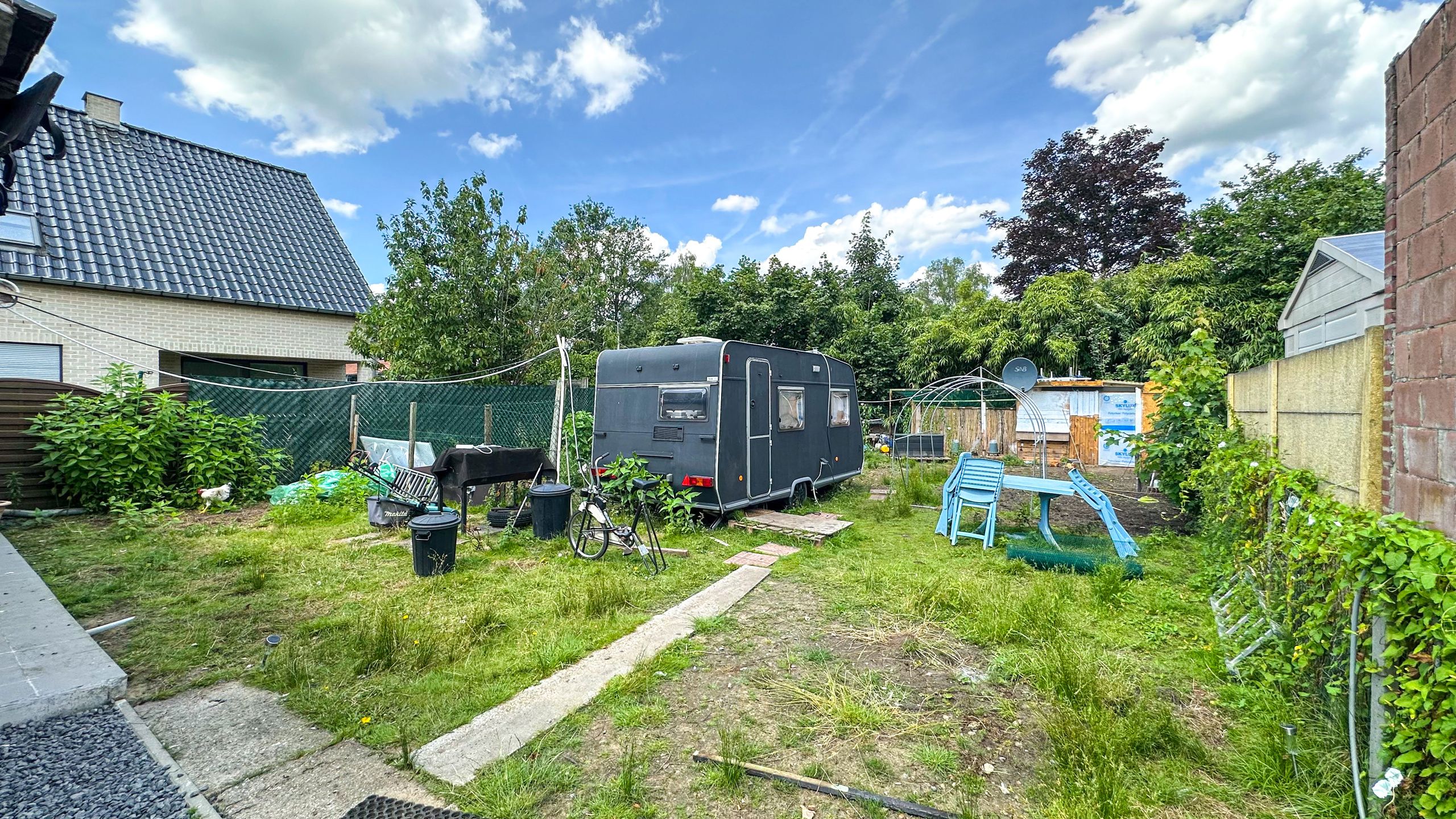 Ruime gezinswoning met vijf slaapkamers op prachtig perceel! foto 20