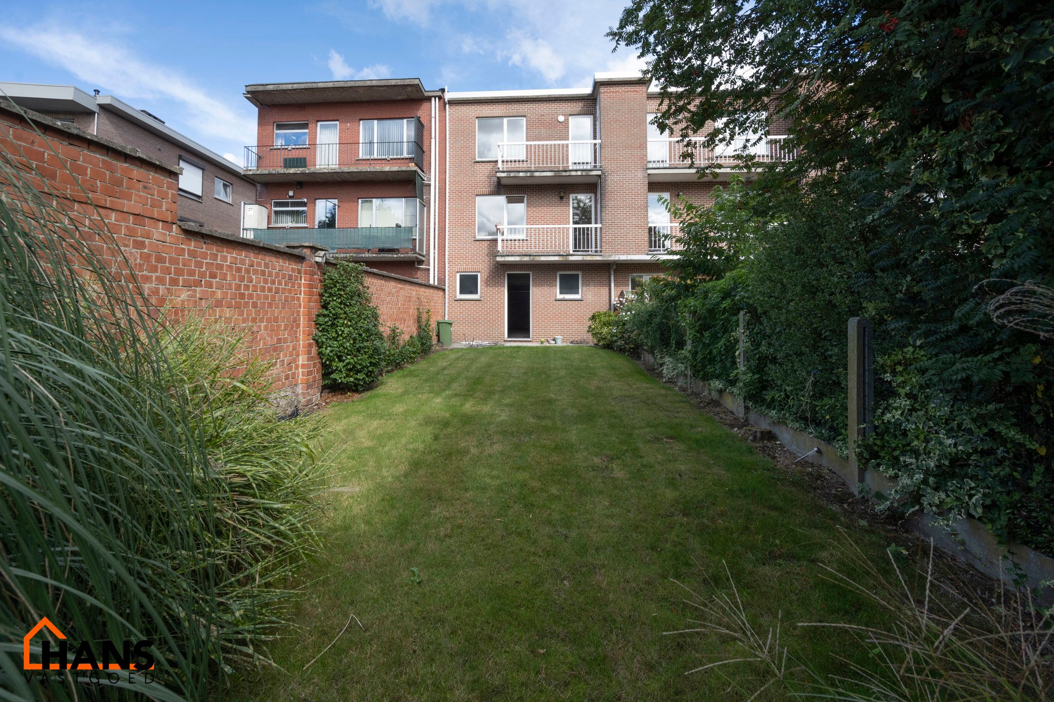 Gerenoveerd gelijkvloers appartement. foto 23