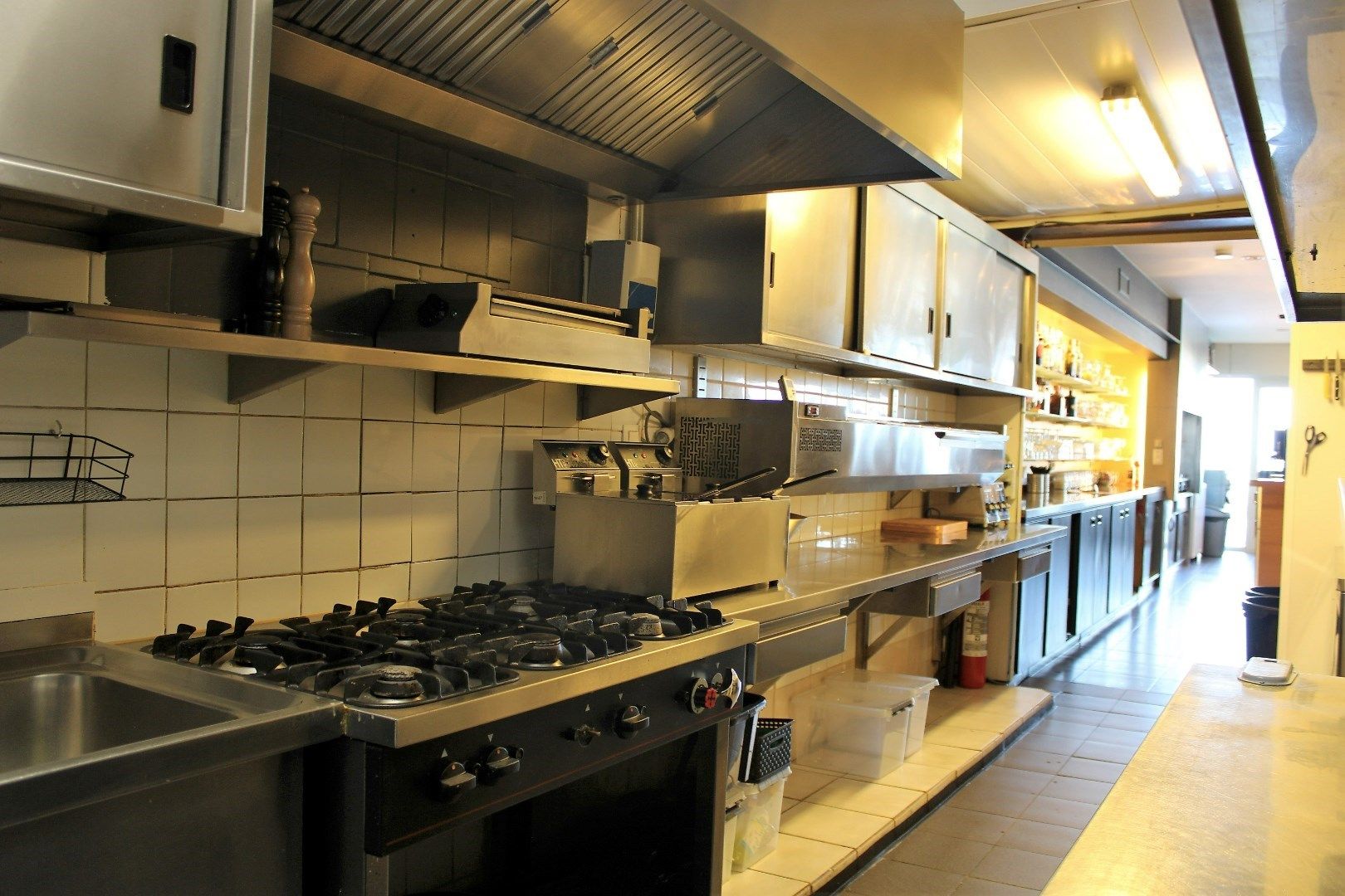 HOEKhorecazaak Zeedijk 172 Heist over te nemen foto 22