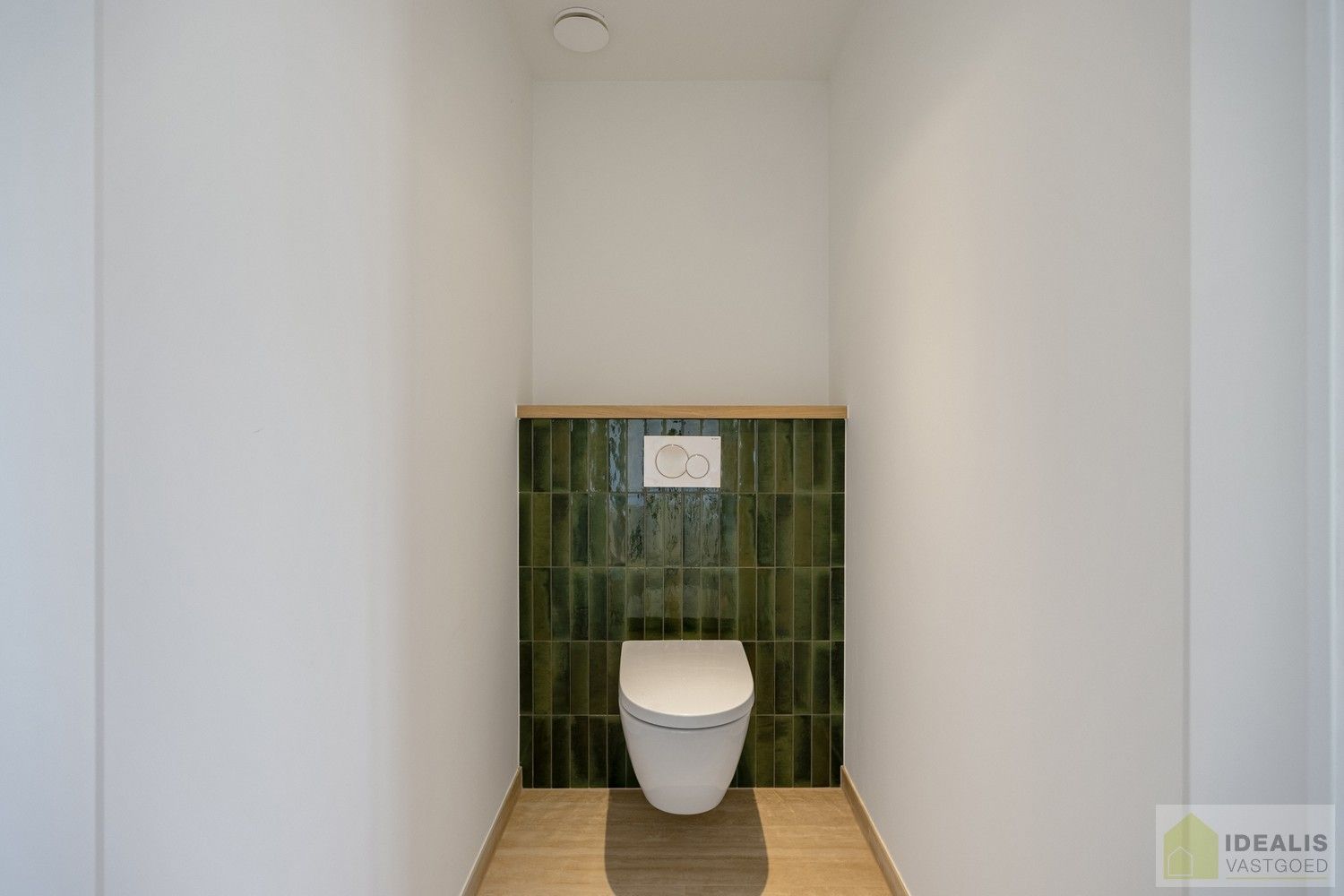 IDEALIS VASTGOED – Schitterend volledig vernieuwde woning (+- 220m²) met een heerlijke open leefruimte, 3 ruime slaapkamers, luxueuze badkamer, ruime wasplaats op een fijn zuid georiënteerd perceel! Dit heerlijke huis bevindt zich op een knap perceel van 8a 69ca in een heerlijk rustige en groene omgeving! - EEN MUST VISIT! - foto 23