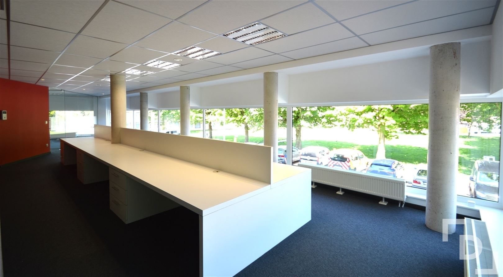 Ingericht kantoor met ontvangstruimte foto 8