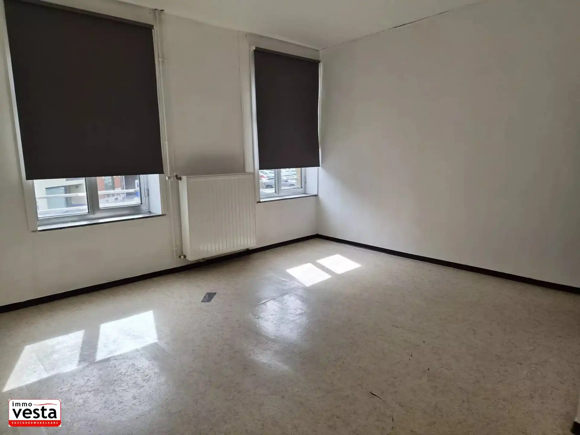 Centraal gelegen rijwoning met 3 slaapkamers foto 13