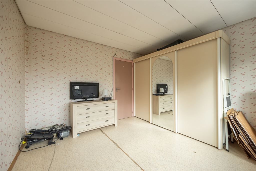 Op te frissen woning in rustige woonwijk! foto 11