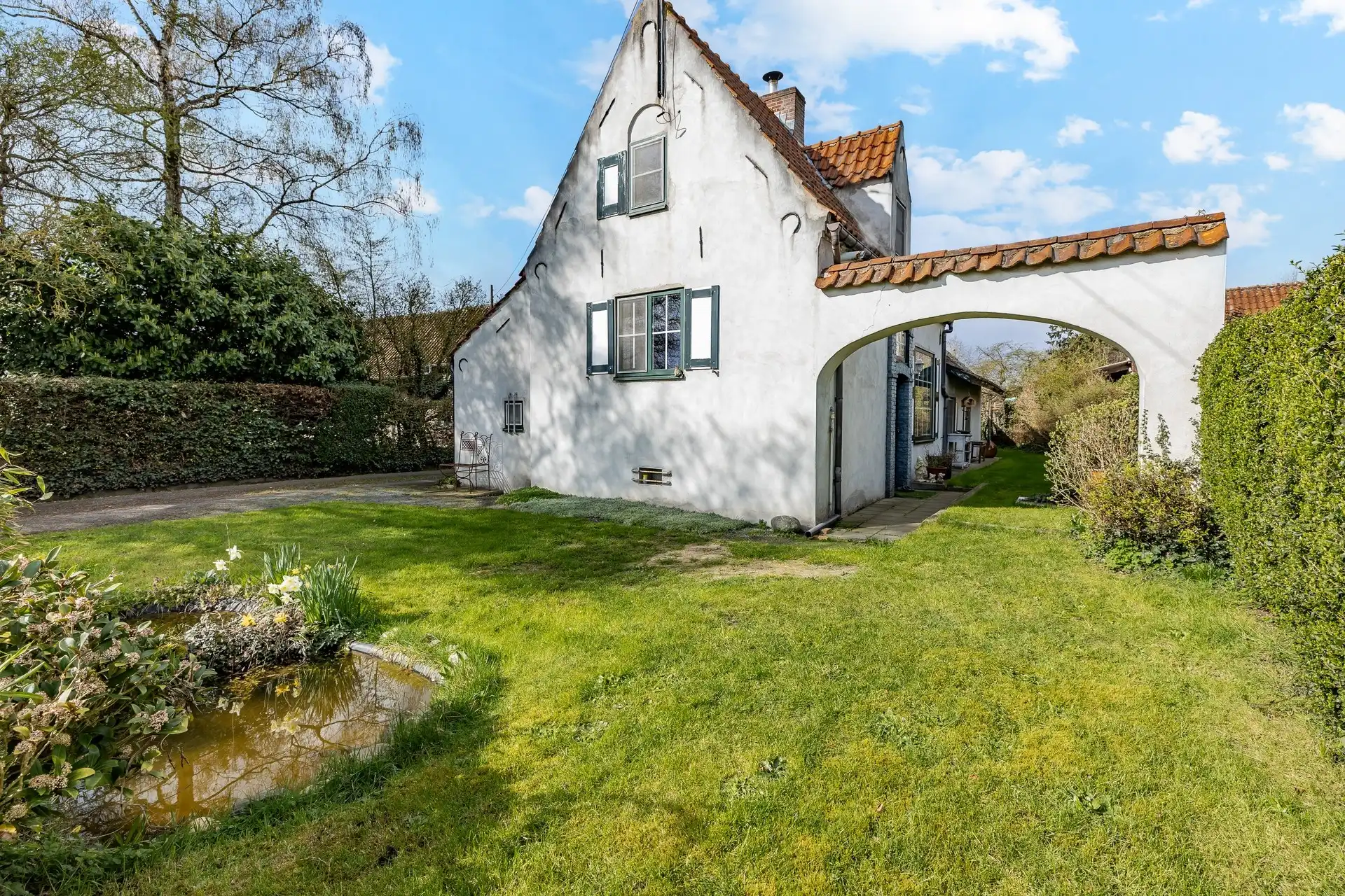 Charmante woning met grote tuin! foto 29