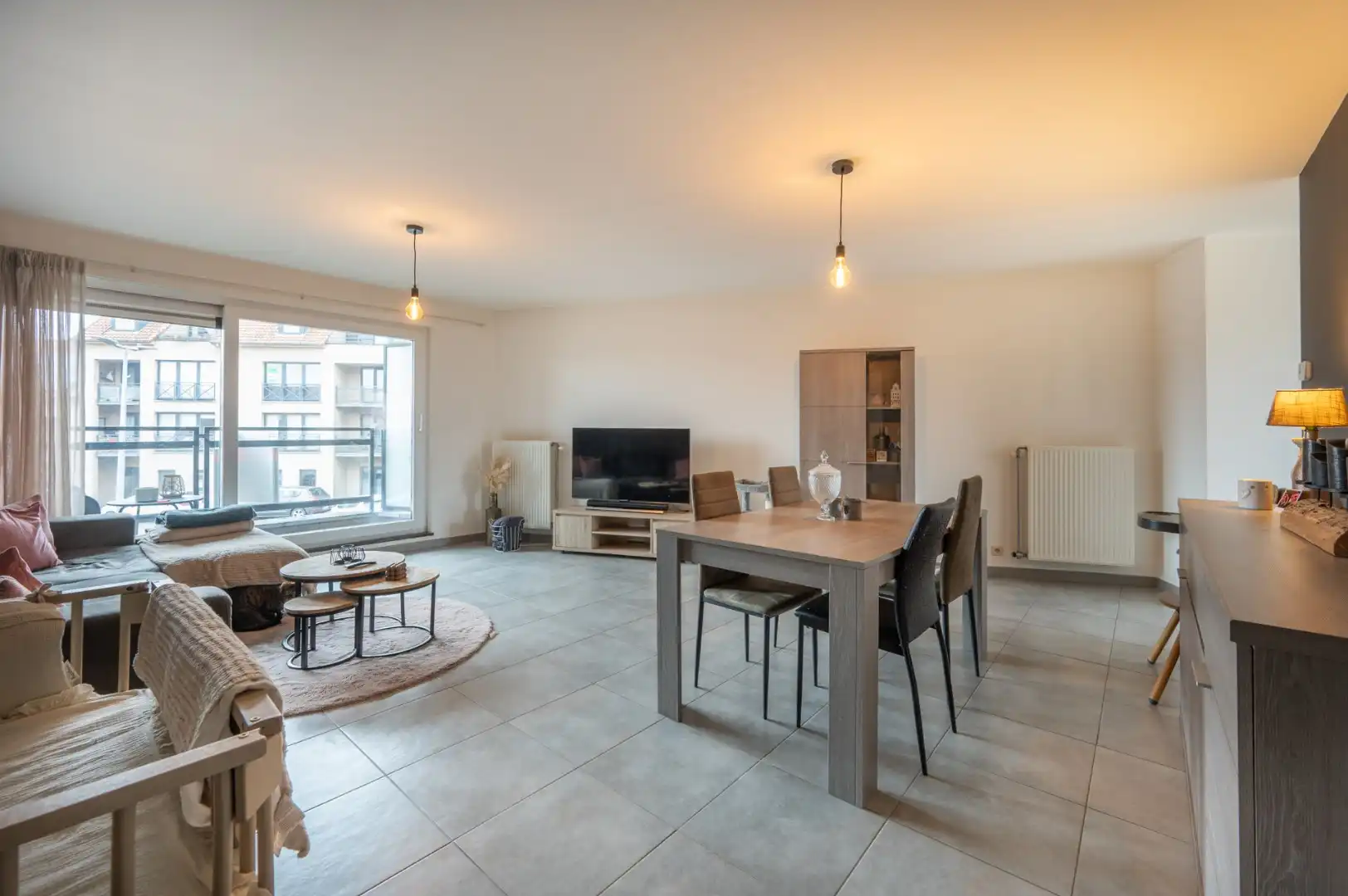 Lichtrijk appartement met terras, rustig gelegen te Lisswege foto 2