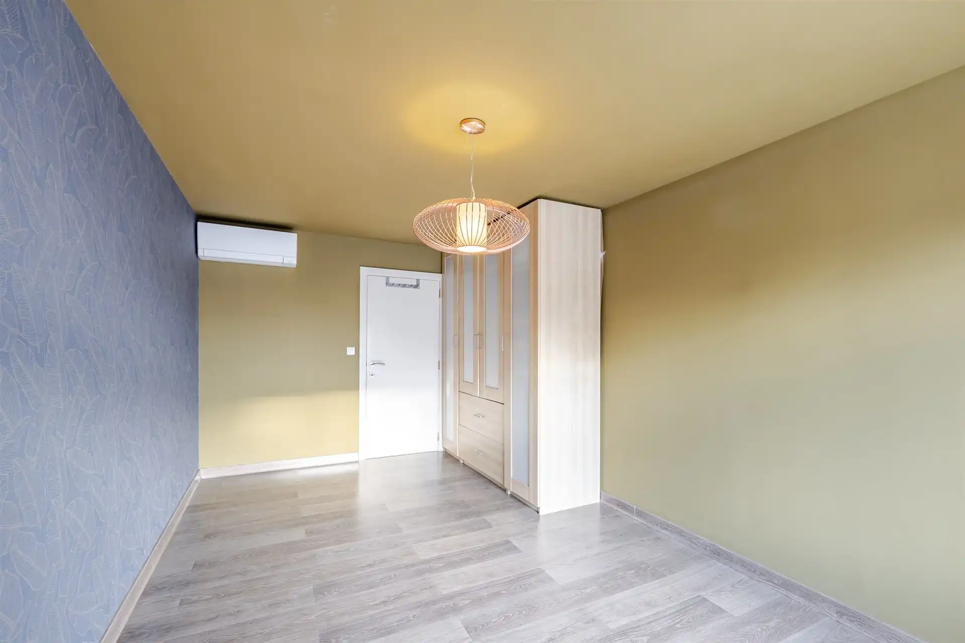 Modern ingerichte gezinswoning met uitstekende ligging nabij Aalst foto 17