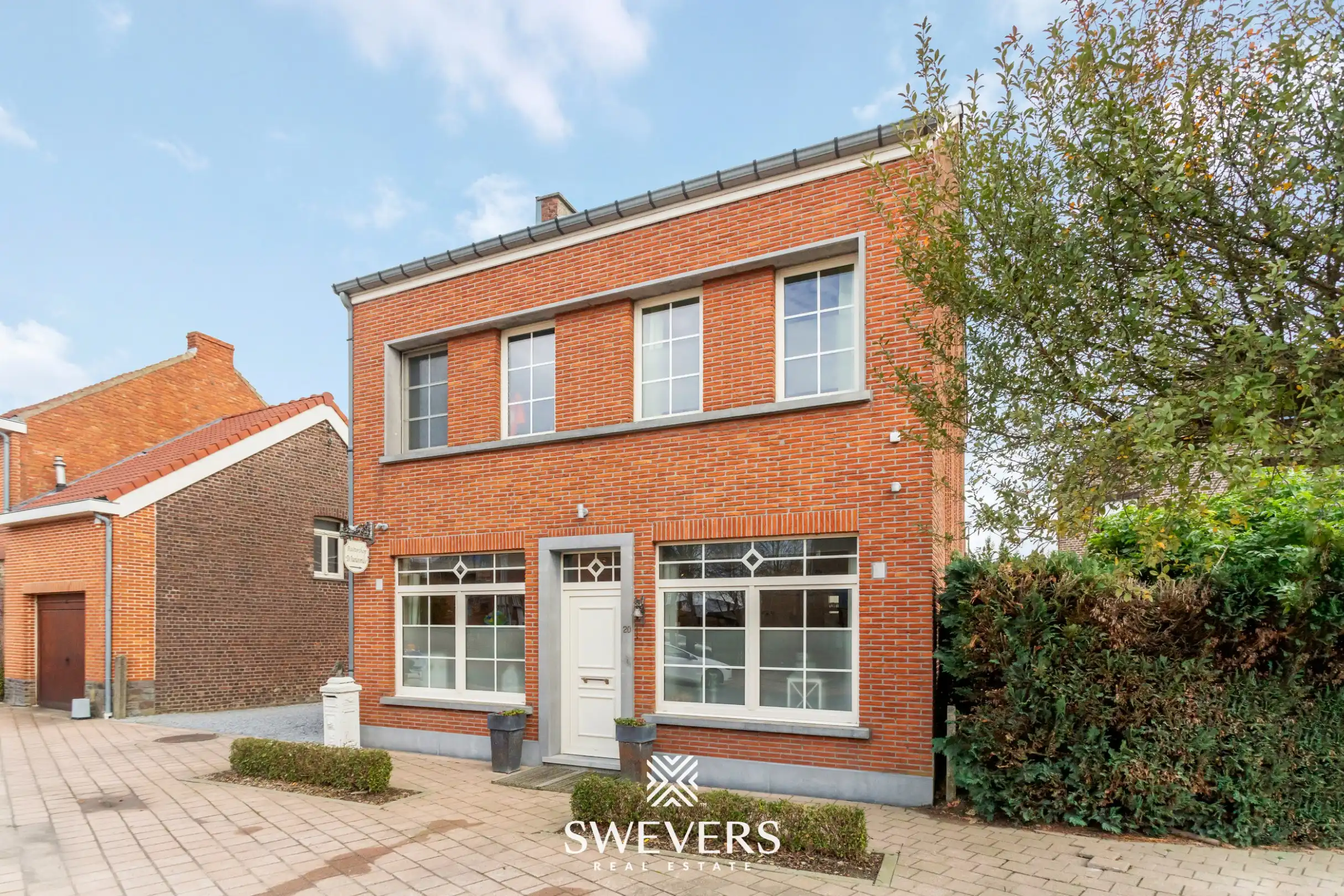 Ruime instapklare gezinswoning met uitzonderlijke woon- én werkmogelijkheden foto 43