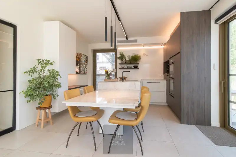 Instapklaar recent luxe-appartement met 2 slpk en grote terrassen. foto 10