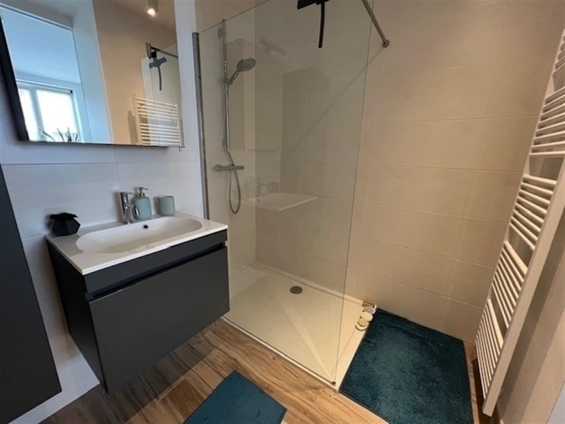 charmant appartement met zonnig terras! foto 8