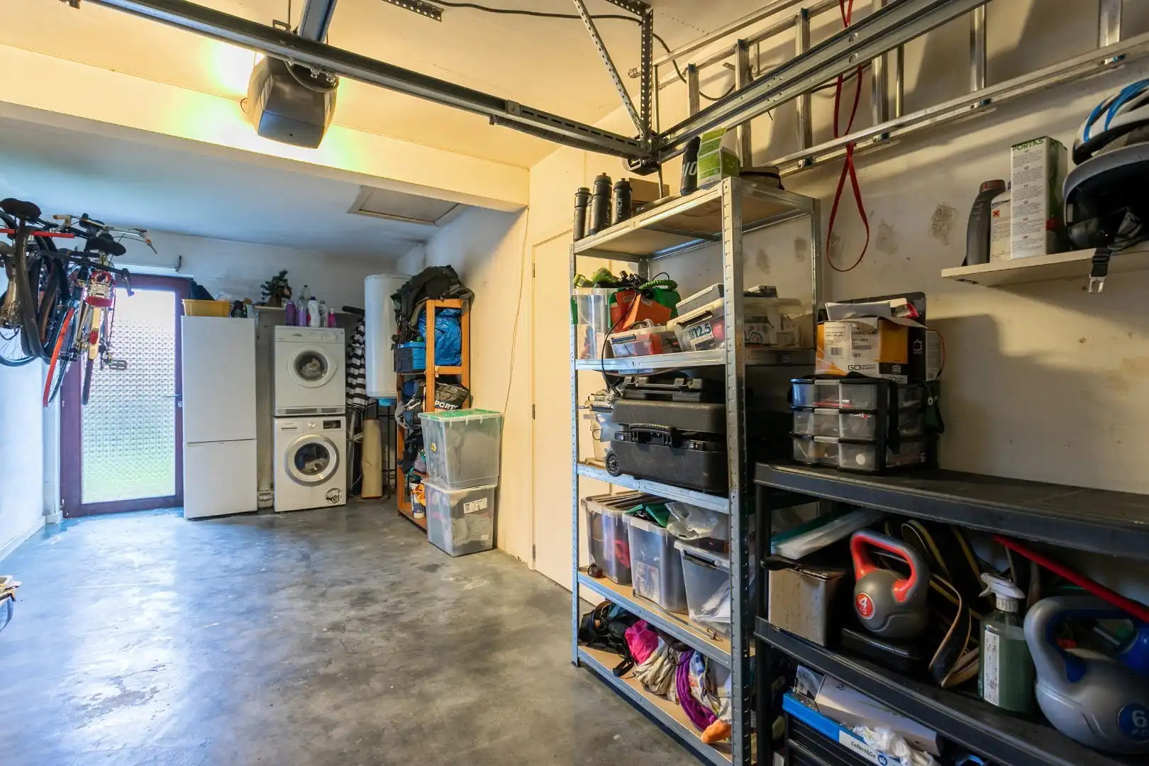 Op te frissen bungalow met 2 slaapkamers, garage en tuin op topligging in Halle foto 16