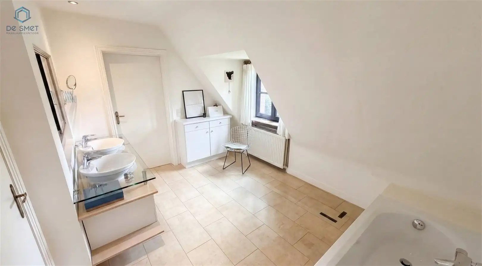 Instapklare villa met 4 slaapkamers, dubbele garage en adembenemend uitzicht in Deftinge foto 21