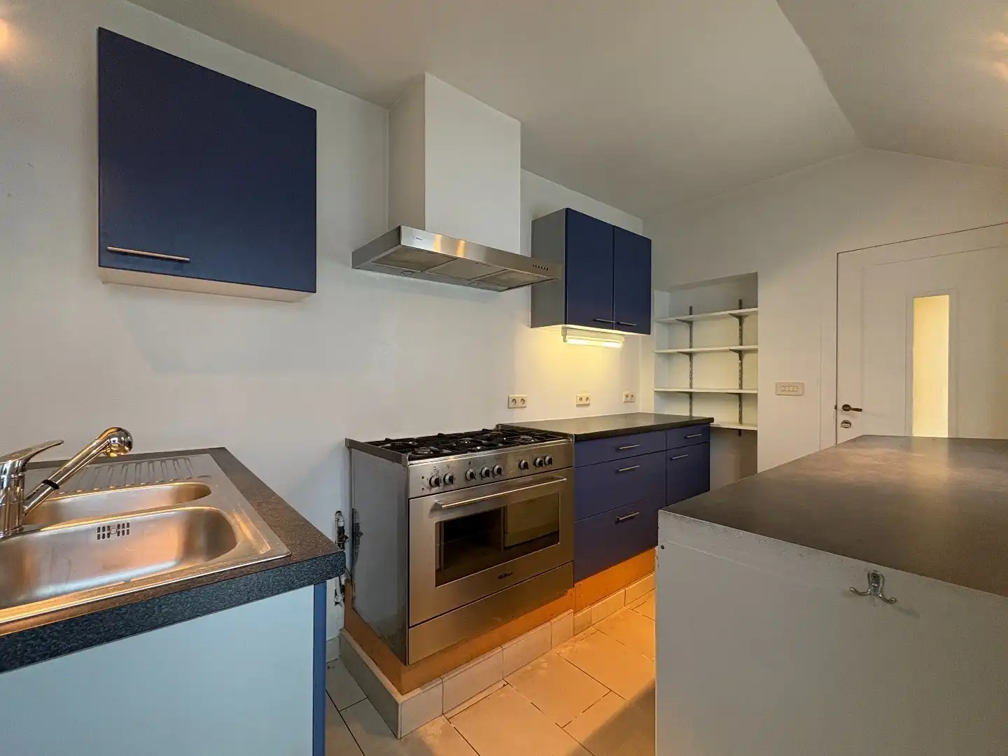 Ruime woning te koop met 3 slaapkamers, ruime tuin en geen renovatieverplichting! foto 4