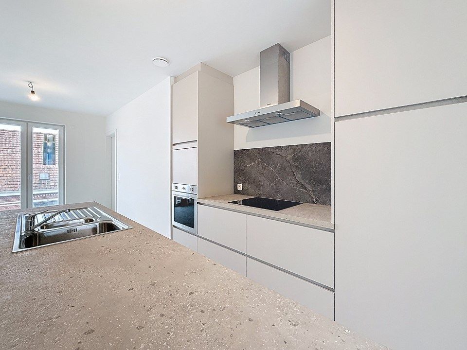 Nieuwbouwappartement met 2 slaapkamers, terras en garage foto 5