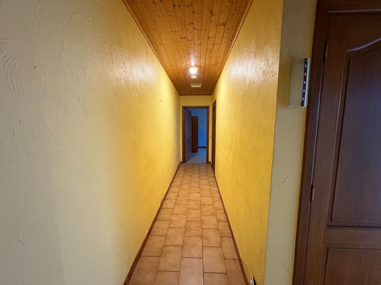 Halfopen bebouwing mét magazijn te koop! foto 24