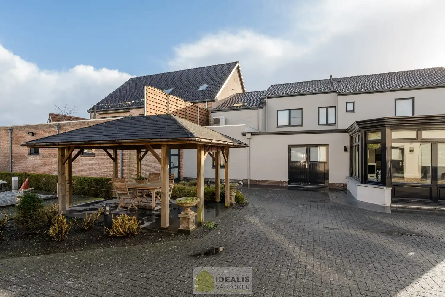 INSTAPKLARE HANDELSRUIMTE VAN MAAR LIEFST +- 410M² MET RIANTE WONING OP SCHITTERENDE COMMERCIËLE ZICHTLOCATIE!! foto 68