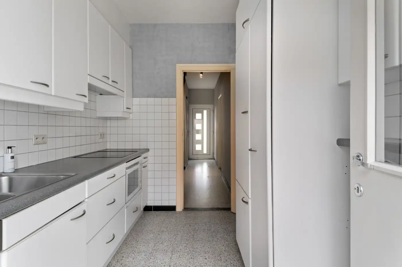 Prima onderhouden woning met 3 à 4 slpk., tuin én mog. garagebox foto 9