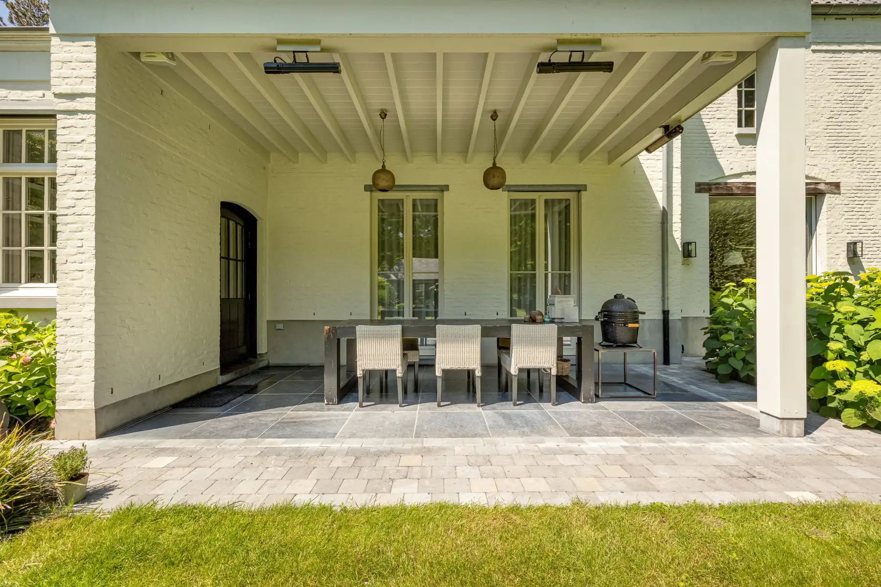 Tijdloze villa op ca. 1788 m² voor het centrum van Schilde foto 15