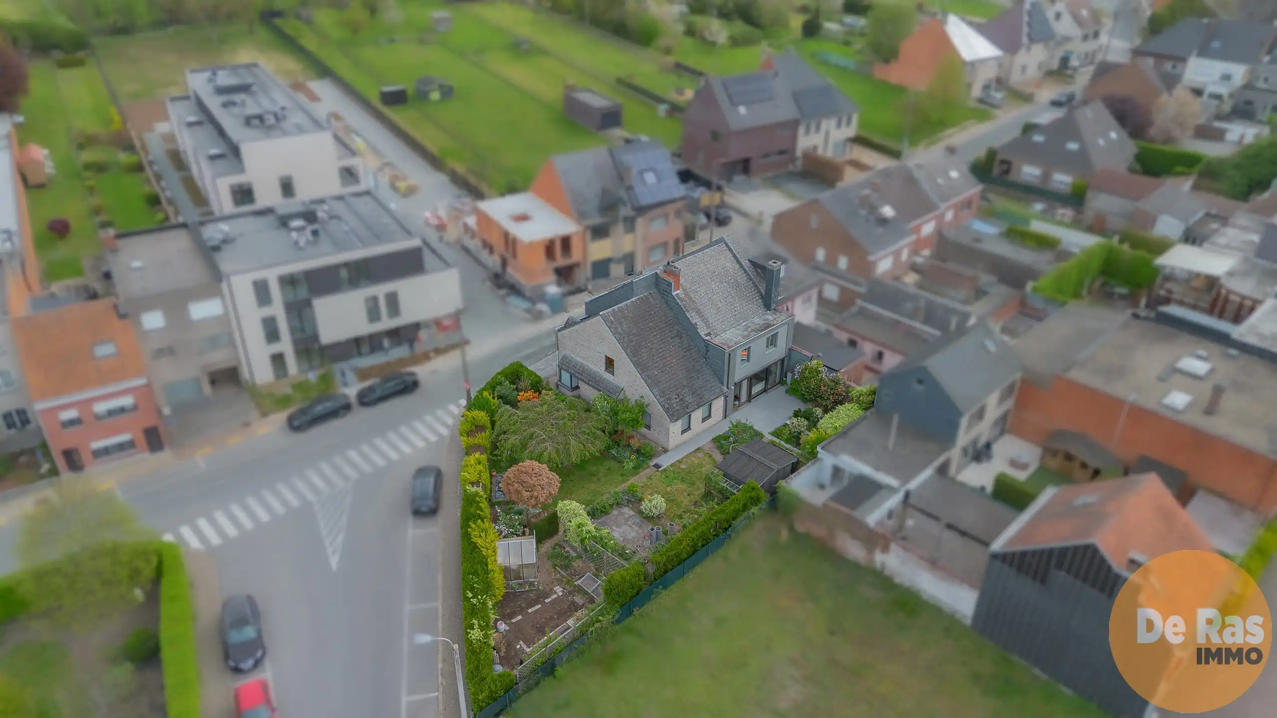 LIEDEKERKE - Ruime gezinswoning met tal van mogelijkheden foto 30